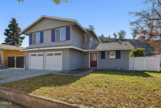 Detail Gallery Image 2 of 39 For 593 Talbert Ave, Simi Valley,  CA 93065 - 4 Beds | 2/1 Baths