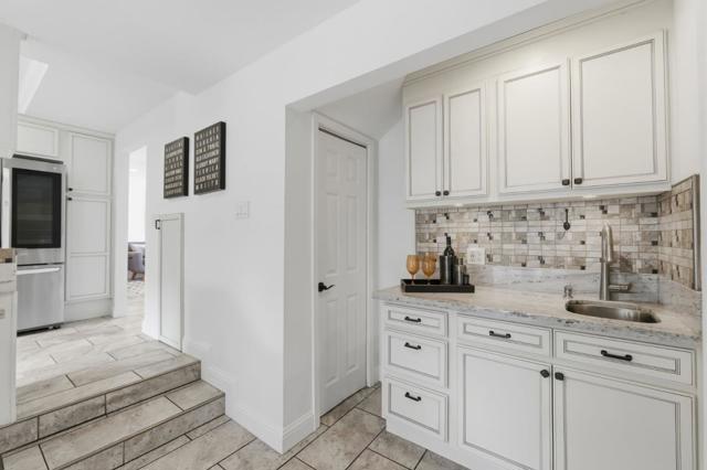 Image 14 of 49 For 222 Belden  