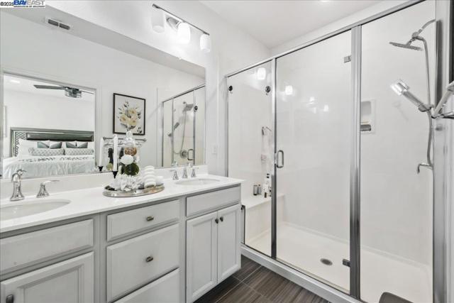 3933 Eminence St, Dublin CA: https://media.crmls.org/mediaz/a4709e1d-c994-4299-ada3-af753900ef5b.jpg