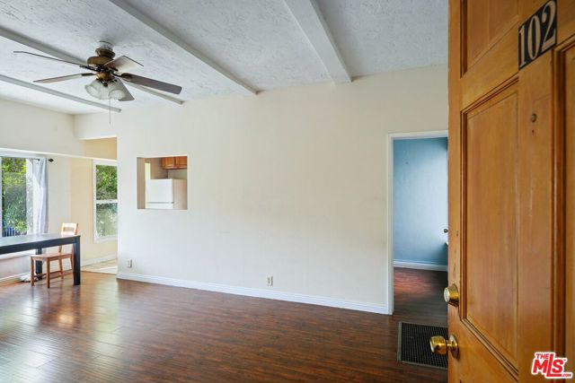 125 West Chestnut Street photo 7