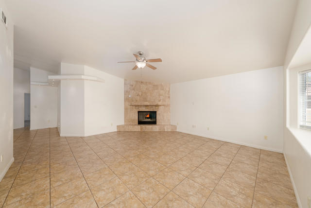 53215 Avenida Alvarado, La Quinta CA: https://media.crmls.org/mediaz/a470dd0e-e7b7-49b5-94d9-146151c53248.jpg