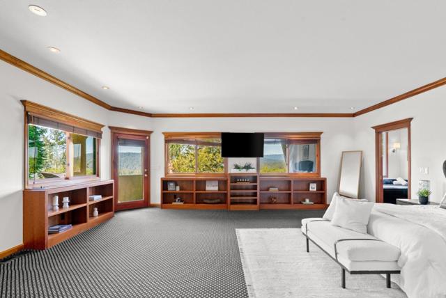 17 Kite Hill Road, Santa Cruz CA: https://media.crmls.org/mediaz/a471fa3b-829f-491b-8def-b2f7ea65952d.jpg