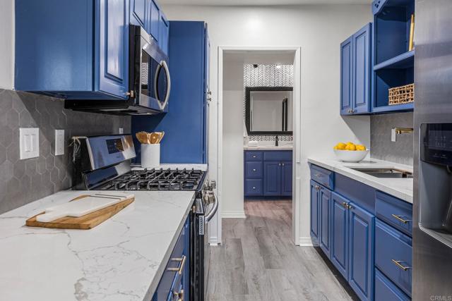 2929 Fire Mountain Dr, Oceanside CA: https://media.crmls.org/mediaz/a472b002-1b81-431f-a631-fdf68c9c63c4.jpg