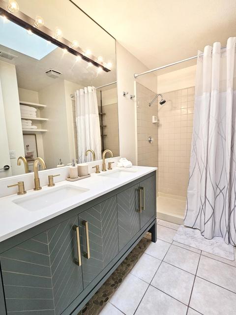 28700 Taos Court, Cathedral City CA: https://media.crmls.org/mediaz/a4737f07-9019-48a8-a7cc-35ee59c28884.jpg