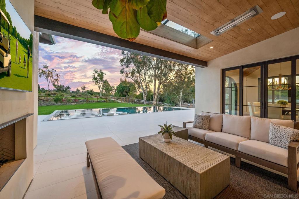 MLS #250043116SD image #26