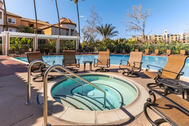 2220 Camino De La Reina, San Diego CA: https://media.crmls.org/mediaz/a47413d7-2eba-4c02-8ed2-cca55898d488.jpg