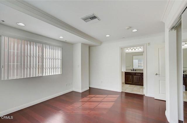 700 S Ardmore Avenue, Los Angeles CA: https://media.crmls.org/mediaz/a4745a37-5adc-4121-abd6-809e0a008586.jpg