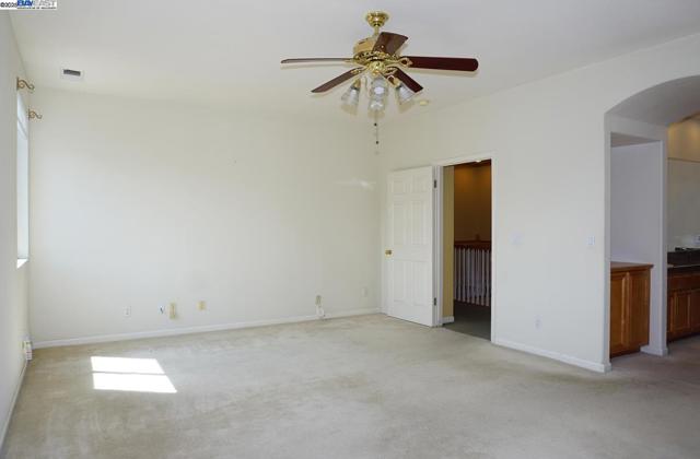 30278 Willowbrook Rd, Hayward CA: https://media.crmls.org/mediaz/a474d60a-00b3-4200-87eb-3b05c582b315.jpg