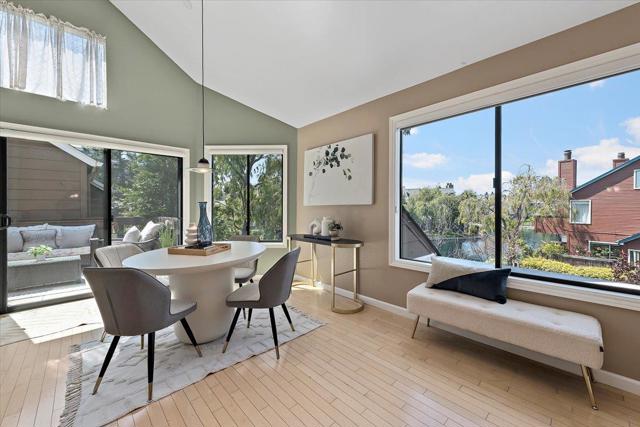 953 Shoreline Drive, San Mateo CA: https://media.crmls.org/mediaz/a4756089-e04d-4f39-9fd0-d108612fcb9d.jpg