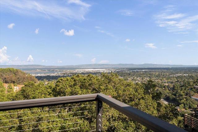 865 Somerset Court, San Carlos CA: https://media.crmls.org/mediaz/a4760697-0217-45dd-910c-d9542b25cf4a.jpg