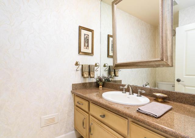341 Pico De La Loma, Escondido CA: https://media.crmls.org/mediaz/a4764cae-3c46-45ea-836a-cd978701a582.jpg