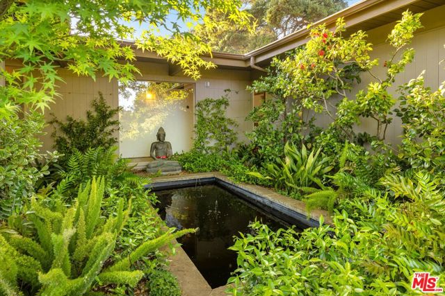 655 Oak Springs Lane, Santa Barbara CA: https://media.crmls.org/mediaz/a476b06c-b456-4ebb-a914-80e28562a861.jpg