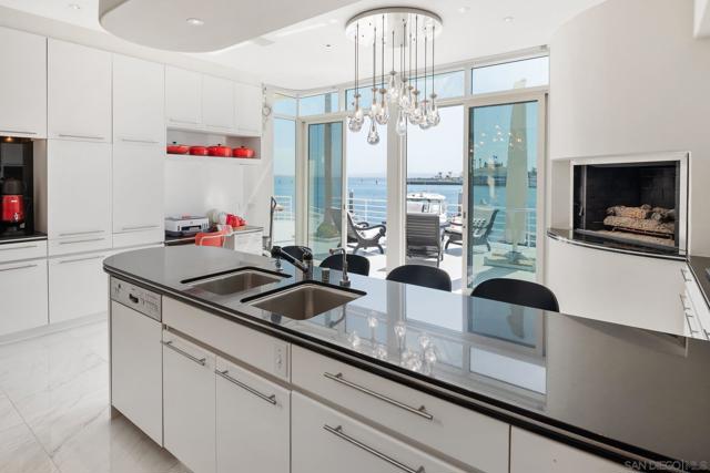 1 The Point, Coronado CA: https://media.crmls.org/mediaz/a4777eb1-e8aa-49c8-a73d-84aeee15a749.jpg