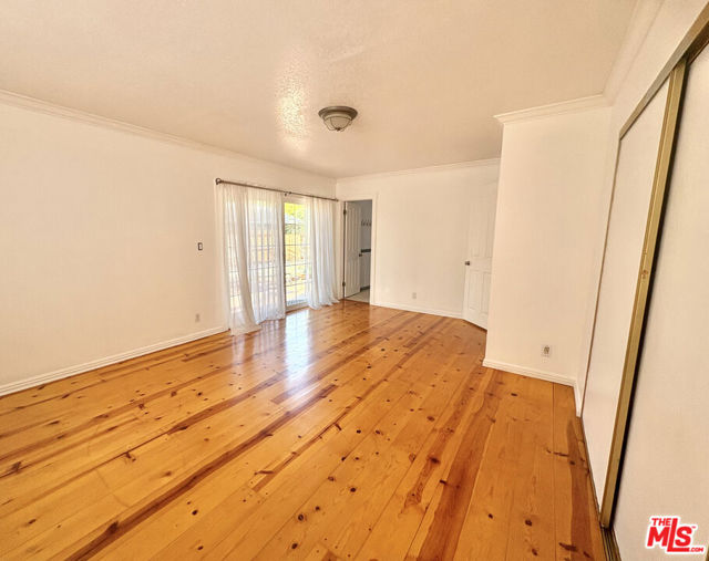 754 Fernando Street, Ojai CA: https://media.crmls.org/mediaz/a477ae29-67e7-48ed-a76b-8bf56c3c40c1.jpg