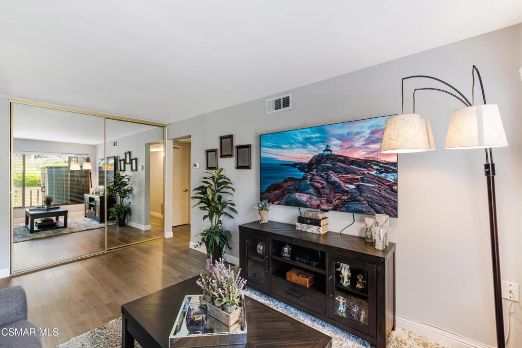 MLS #224004986 img 3