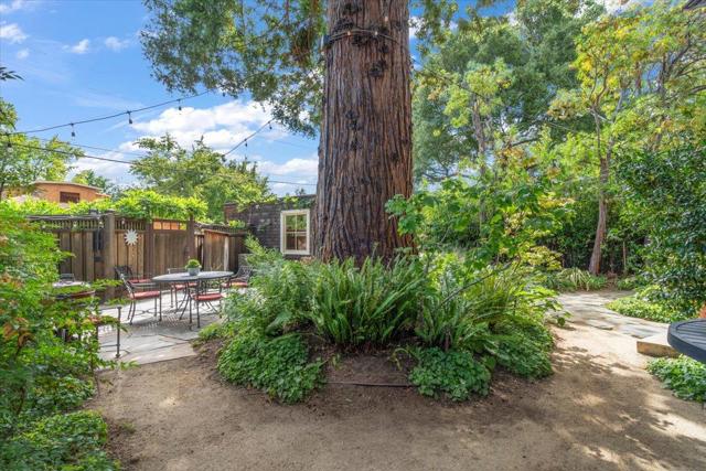 705 University Avenue, Los Altos CA: https://media.crmls.org/mediaz/a4795a5b-c7b6-49bf-b07b-473f91e49a92.jpg