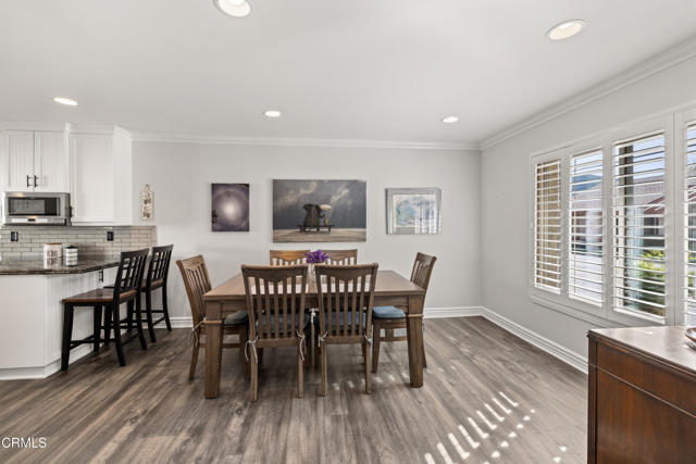 34124 Village 34, Camarillo CA: https://media.crmls.org/mediaz/a479b45c-a983-4dba-a65c-55092e6f653a.jpg