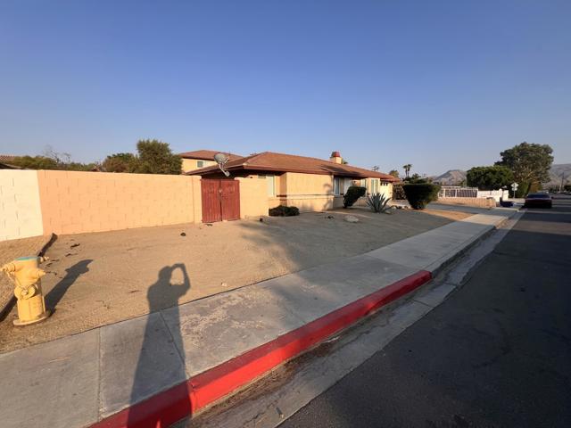 32550 Shifting Sands Trail, Cathedral City CA: https://media.crmls.org/mediaz/a479d7d8-5e8f-4565-9d62-8082c2cfebaf.jpg