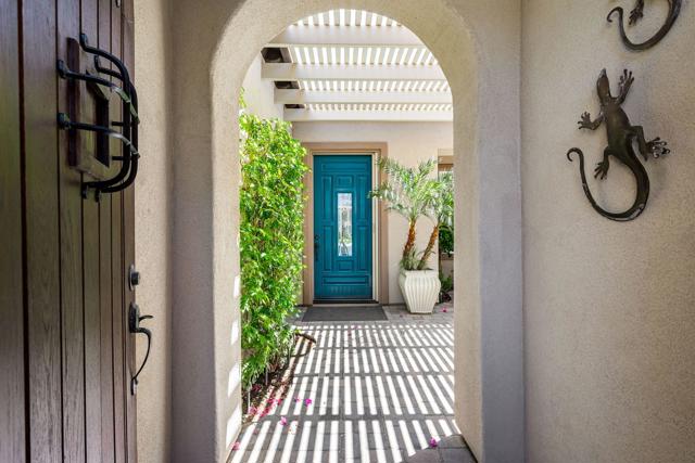 61414 Topaz Drive, La Quinta CA: https://media.crmls.org/mediaz/a47a07ed-5291-4099-8954-50f57648eecd.jpg