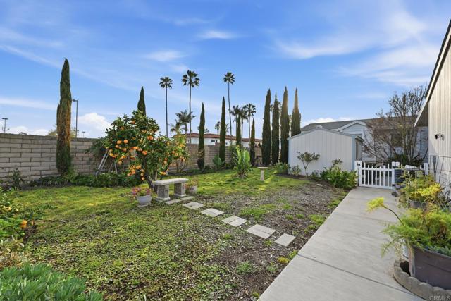 Detail Gallery Image 6 of 31 For 200 N El Camino Real Spc 15,  Oceanside,  CA 92058 - 3 Beds | 2 Baths