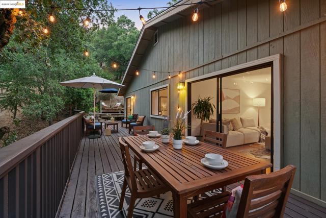 151 La Espiral, Orinda CA: https://media.crmls.org/mediaz/a47ab07c-6c26-45a4-9aca-7f6f12656235.jpg
