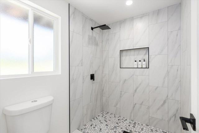 1259 La Casa Drive, San Marcos CA: https://media.crmls.org/mediaz/a47bc322-1908-4756-89f5-b8ebf4ee2649.jpg