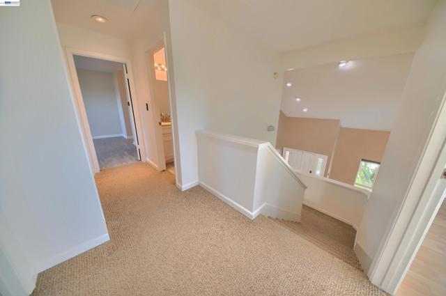 1425 Forest Dr, Turlock CA: https://media.crmls.org/mediaz/a47bf35d-c8e2-4a16-80e4-bec027670e57.jpg