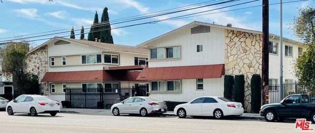 3369 Overland Avenue Los Angeles, California MAJOR PRICE REDUCTION!!! 3367-3373 Overland Ave. is a terrific 32 unit apartment building located in a prime Palms / West Los Angeles location. The property is ideally situated on Overland Avenue, two blocks north of Palms Boulevard in a spectacular centrally located neighborhood. The building offers an excellent mix of residences which include 4 - One Bedroom + One Bath Units, 18- Two Bedroom + One Bath Units, 10 - Three Bedroom + Two Bath Units. Many of the units are rented at below market rates.Units rented at market rates have been renovated and feature:remodeled kitchens with granite countertops, updated appliances including dishwashers, microwaves, stoves, and refrigerators, with stainless steel plumbing fixtures, and beautiful kitchen cabinets. This is a rare opportunity for an Investor to purchase an income property in a prime West Los Angeles Location with tremendous rental upside.