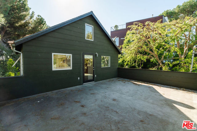 2300 Baxter Street, Los Angeles CA: https://media.crmls.org/mediaz/a47d60a6-9be2-4fc0-a1fc-e796d8a5b260.jpg