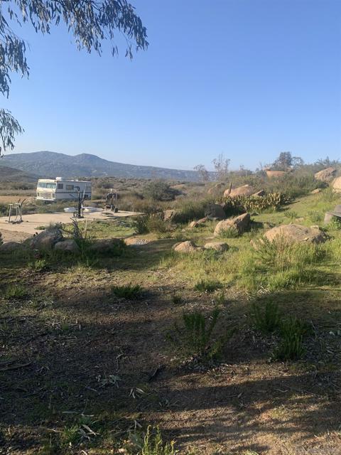 Image 41 of 51 For 25675 Potrero Park Dr