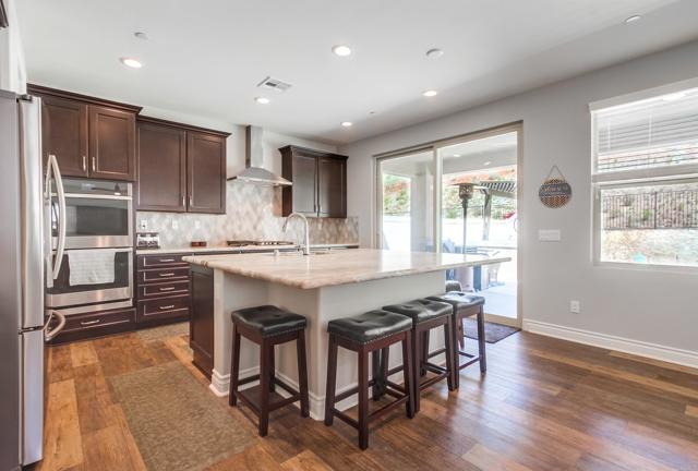 Detail Gallery Image 5 of 65 For 280 Shetland, Fallbrook,  CA 92028 - 4 Beds | 3/1 Baths