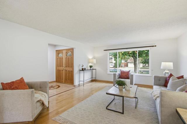 6571 Catamaran Street, San Jose CA: https://media.crmls.org/mediaz/a47eac0e-89df-418f-bcd4-04598d2d583a.jpg