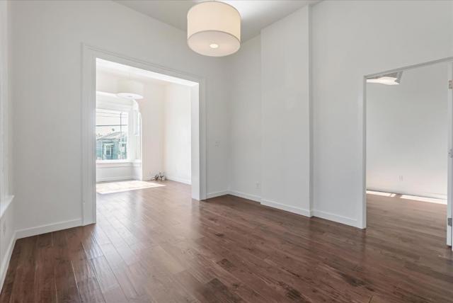 873 Wood Street, Oakland CA: https://media.crmls.org/mediaz/a47fd168-92c8-4532-bfbe-a71fbd170e59.jpg