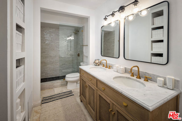 24 Westwind Street, Marina del Rey CA: https://media.crmls.org/mediaz/a4806edb-0dcc-4507-b5a2-f31dc5fecf02.jpg