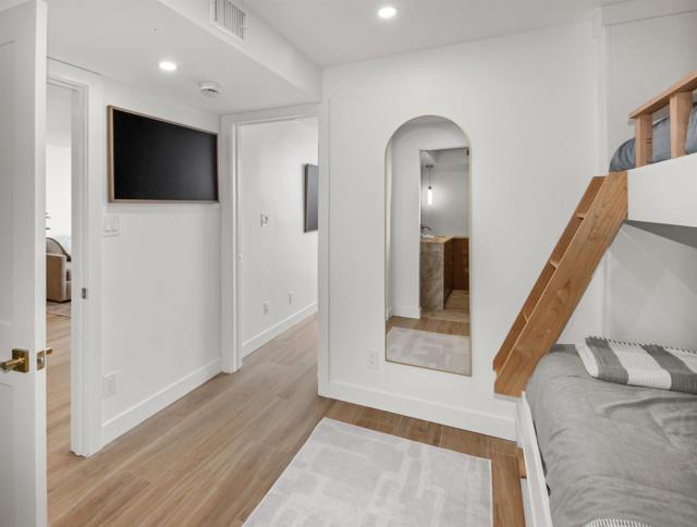 1830 Avenida Del Mundo, Coronado CA: https://media.crmls.org/mediaz/a4813664-0e73-4005-8ae8-744036b0c2c5.jpg
