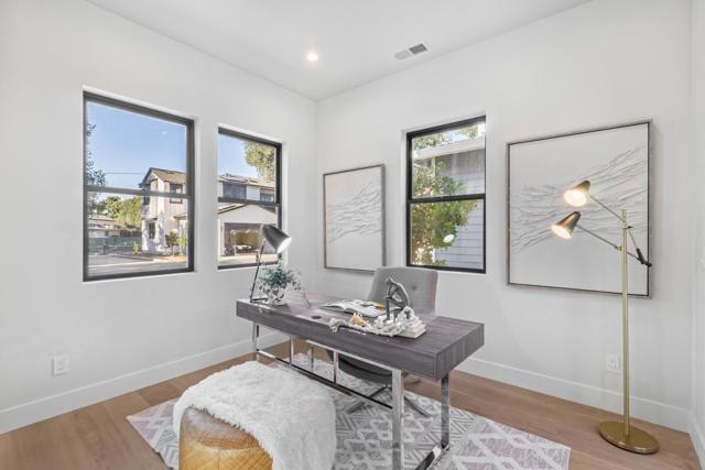 767 Cuesta Drive, Mountain View CA: https://media.crmls.org/mediaz/a481b4f3-f4fb-4211-b902-bd8c5663f066.jpg