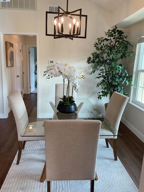 2513 Galleon Place, San Leandro CA: https://media.crmls.org/mediaz/a482207c-cf1c-4093-aa6c-e6abe6f88244.jpg