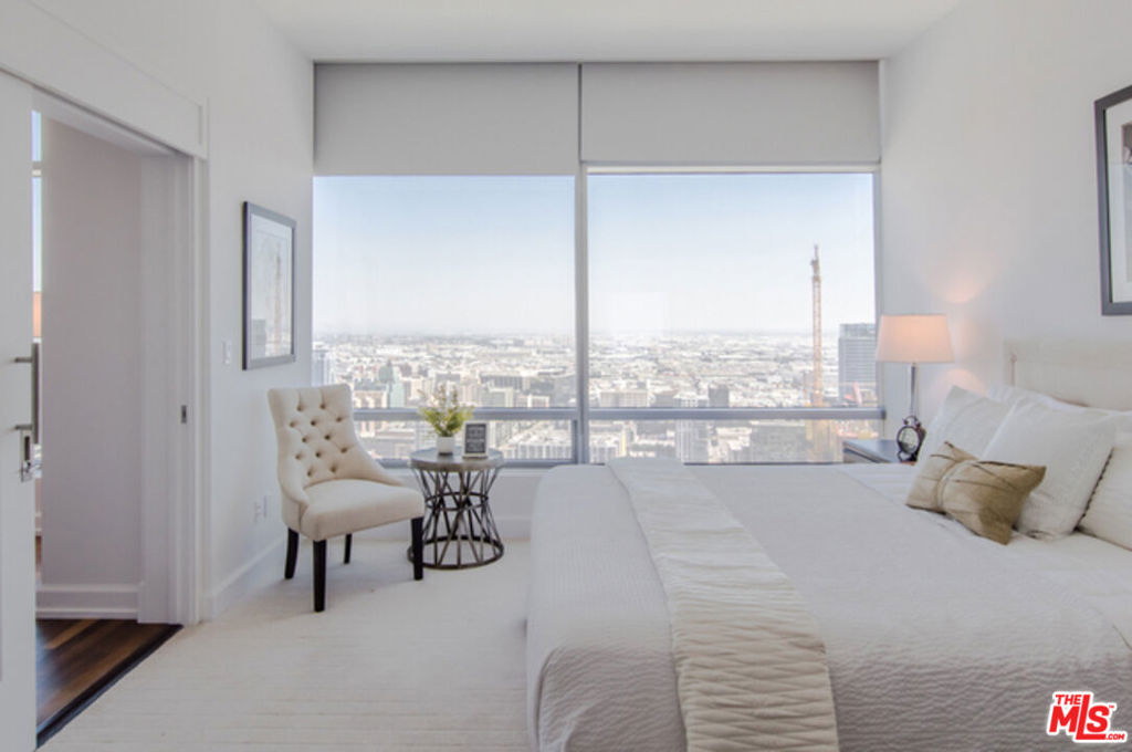 900 W Olympic Boulevard #39E