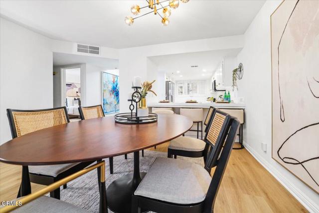 Detail Gallery Image 17 of 51 For 961 E California Bld #109,  Pasadena,  CA 91106 - 2 Beds | 2/1 Baths