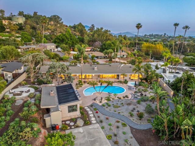11020 Horizon Hills Dr, El Cajon CA: https://media.crmls.org/mediaz/a4839c90-3e9d-42ee-946f-6640f6694c6d.jpg