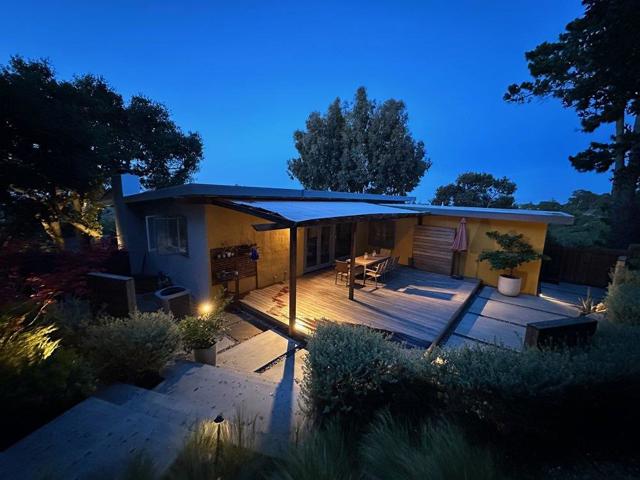 3225 Upper Lock Avenue, Belmont CA: https://media.crmls.org/mediaz/a483e741-84b9-45b4-92e4-1a05fe94c0e4.jpg
