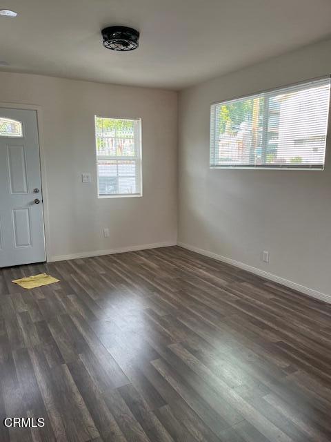 Detail Gallery Image 2 of 13 For 10029 Marcus Ave, Tujunga,  CA 91042 - 2 Beds | 1 Baths