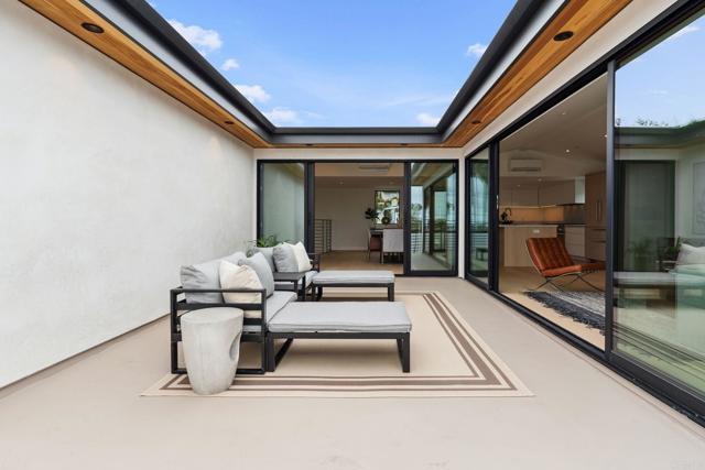 2052 Montgomery Avenue, Cardiff by the Sea CA: https://media.crmls.org/mediaz/a484aceb-b06d-49c0-b620-ed6a82ee53fb.jpg