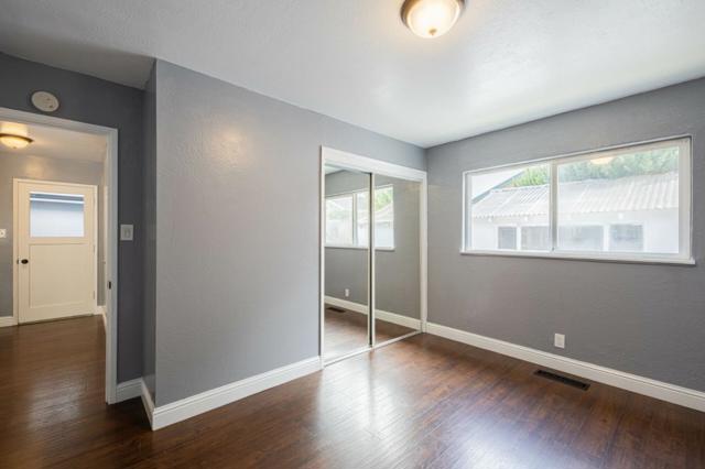 114 Iris Drive, Salinas CA: https://media.crmls.org/mediaz/a4856439-4180-43c4-9910-5bc7d8e44021.jpg