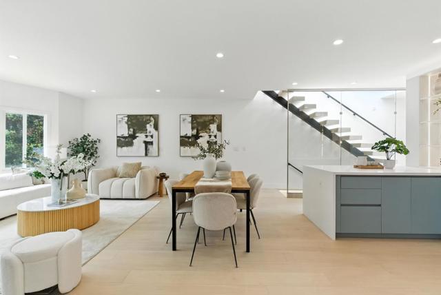 1815 18th Avenue, San Francisco CA: https://media.crmls.org/mediaz/a485bfa4-ce2e-42ad-a731-259f13050deb.jpg