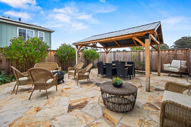 287 Skyview Drive, Marina CA: https://media.crmls.org/mediaz/a4864916-10d4-4591-b505-6d34638bd3e9.jpg