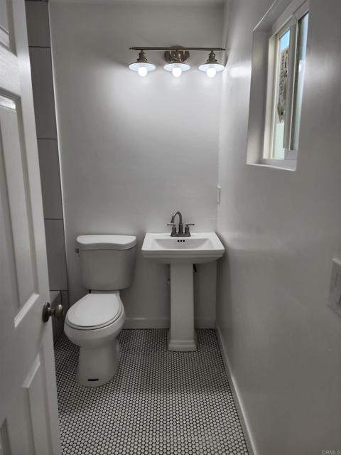 Detail Gallery Image 29 of 43 For 2411 21 L St, San Diego,  CA 92102 - – Beds | – Baths