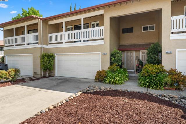 40654 WOLCOTT PLACE, Fremont CA: https://media.crmls.org/mediaz/a48746f7-e06c-4345-a433-5af98477ed9e.jpg