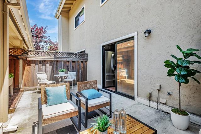 823 Perseus Lane, Foster City CA: https://media.crmls.org/mediaz/a487a2ca-e0d8-4216-bea1-9d42a3de6f26.jpg
