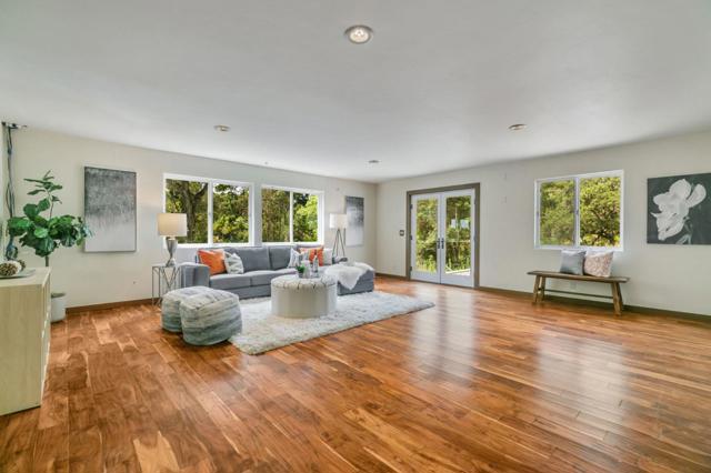 411 Hecker Pass Road, Watsonville CA: https://media.crmls.org/mediaz/a487dcf0-ecc3-4573-8ad6-6e33ba9f1bf0.jpg